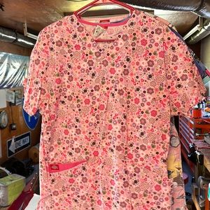 Dickies Scrub top